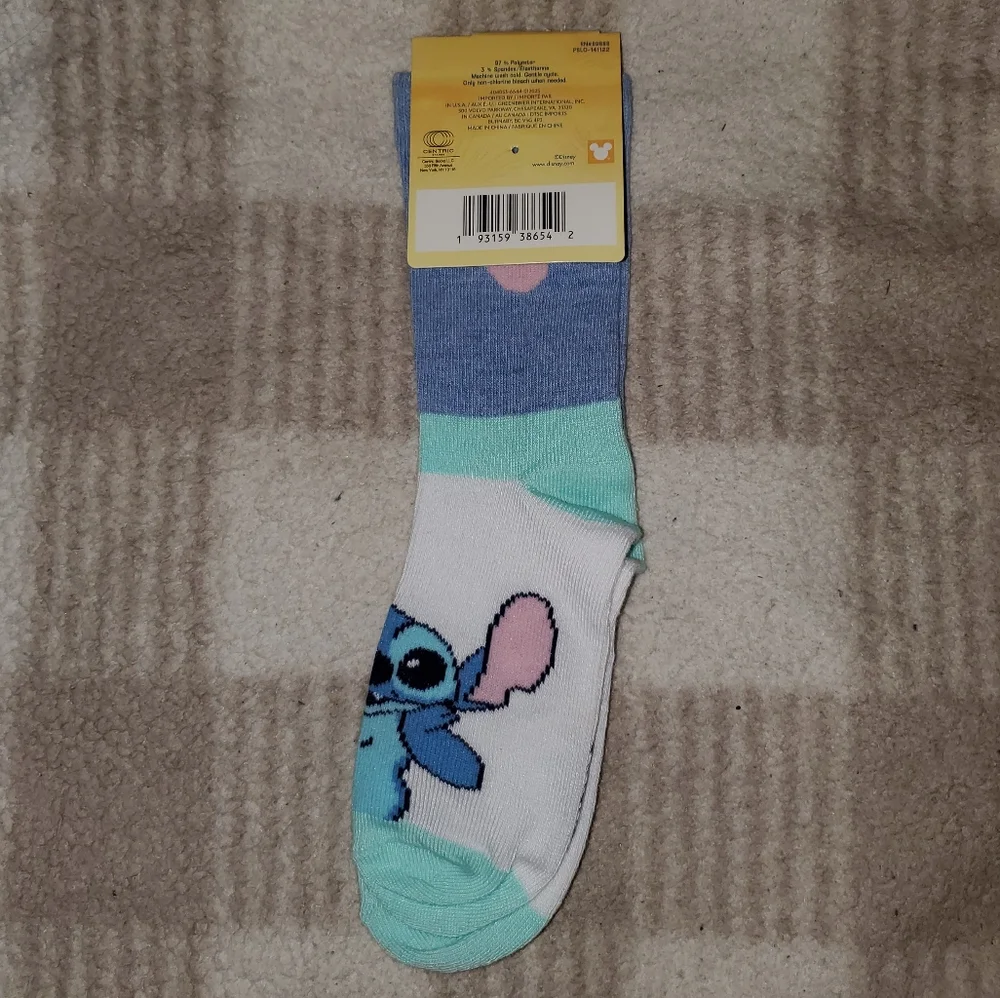 5 for $25 | NWT Disney Kids Stitch Hibiscus Flower Crew Socks (1 Pair)